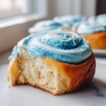 Cookie Monster Cinnamon Rolls - Tasty
